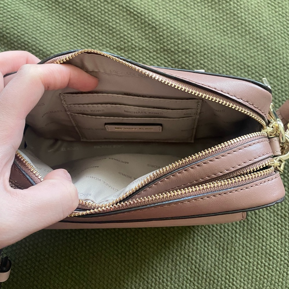Michael Kors Two-Tone Blush and Mauve Leather Crossbody Shoulder Bag - Picture 4 of 4